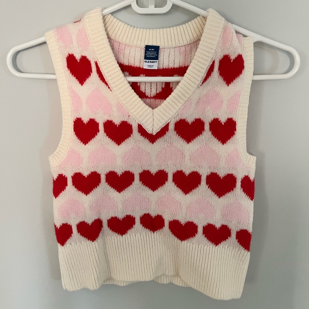 Old Navy V-Neck Sweater Vest - Red & Pink Hearts